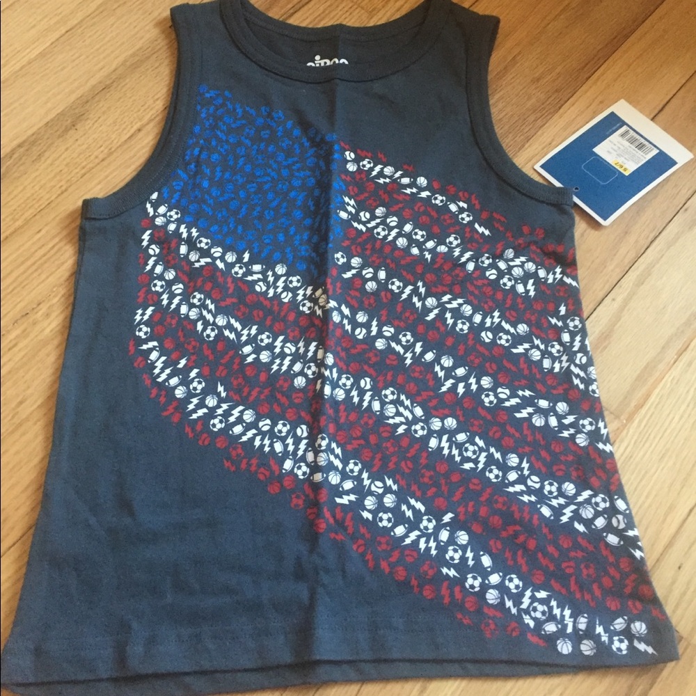 ➡️2/$10⬅️ NWT Youth patriotic tank top